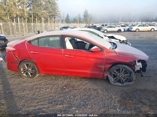 2018 HYUNDAI ELANTRA SEL VIN: 5NPD84LF3JH328843
