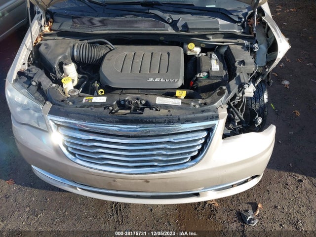 2013 CHRYSLER TOWN & COUNTRY TOURING-L VIN: 2C4RC1CG6DR650671