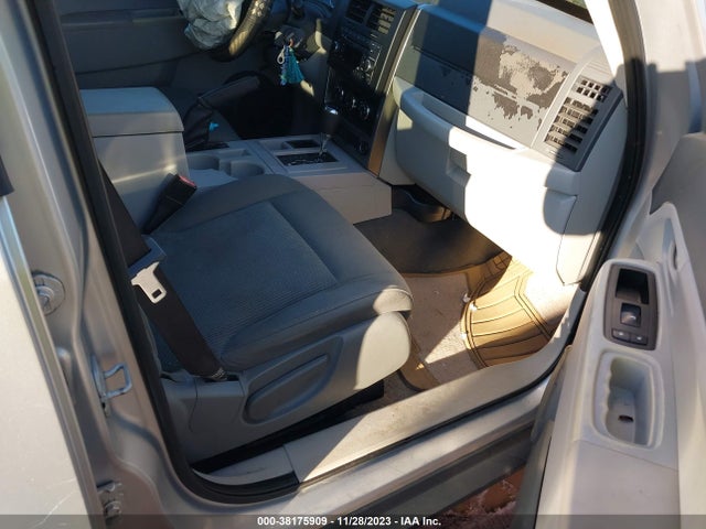 2008 JEEP LIBERTY SPORT VIN: 1J8GP28K08W227914