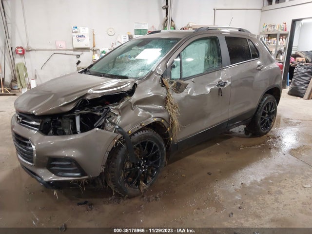 Chevrolet Trax Awd Lt 2022 KL7CJPSM8NB531247 Image 2
