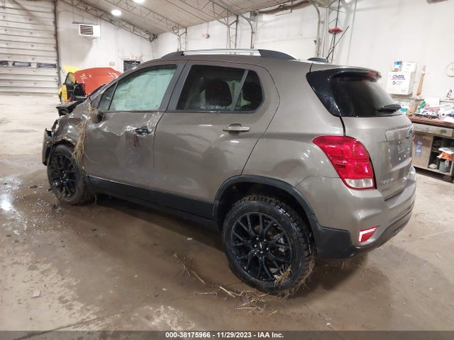 Chevrolet Trax Awd Lt 2022 KL7CJPSM8NB531247 Image 3
