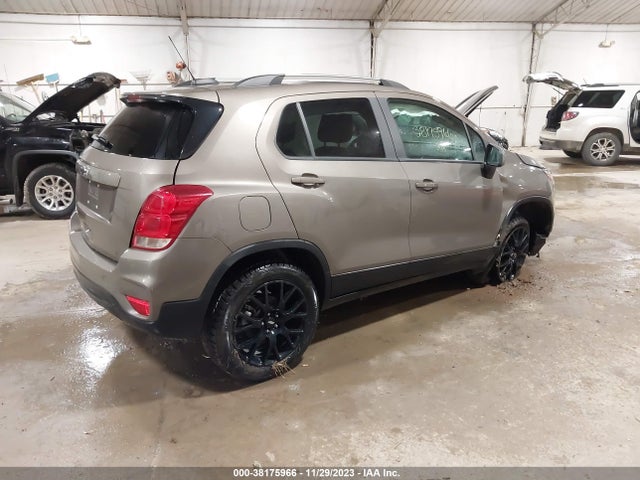 Chevrolet Trax Awd Lt 2022 KL7CJPSM8NB531247 Image 4