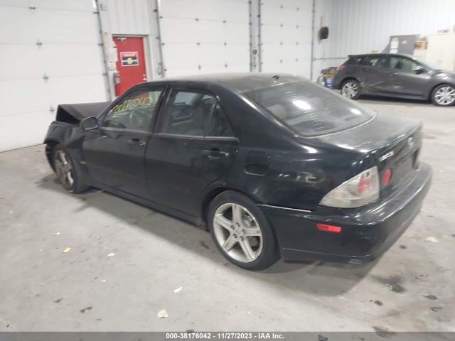 2001 LEXUS IS 300 BASE (A5) VIN: JTHBD182710031254