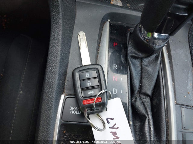 Honda Civic Lx 2018 2HGFC2F58JH537598 Image 11