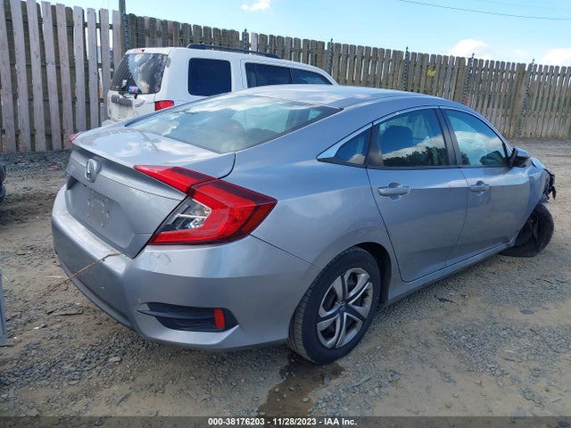 Honda Civic Lx 2018 2HGFC2F58JH537598 Image 4