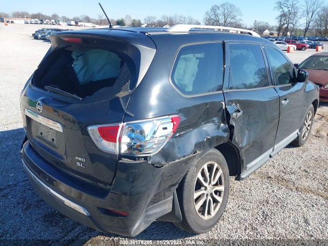 2016 NISSAN PATHFINDER SL VIN: 5N1AR2MM0GC621634