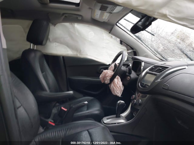 Chevrolet TRAX LTZ 2016 3GNCJRSB4GL138366 Image 5