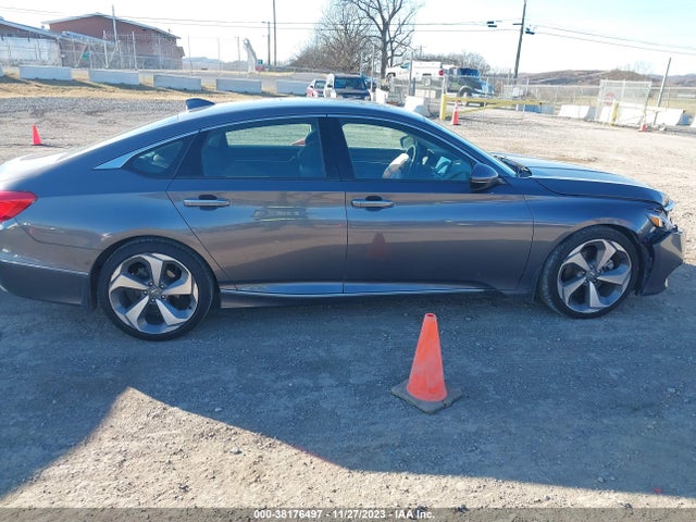 2018 HONDA ACCORD TOURING 2.0T VIN: 1HGCV2F91JA004295