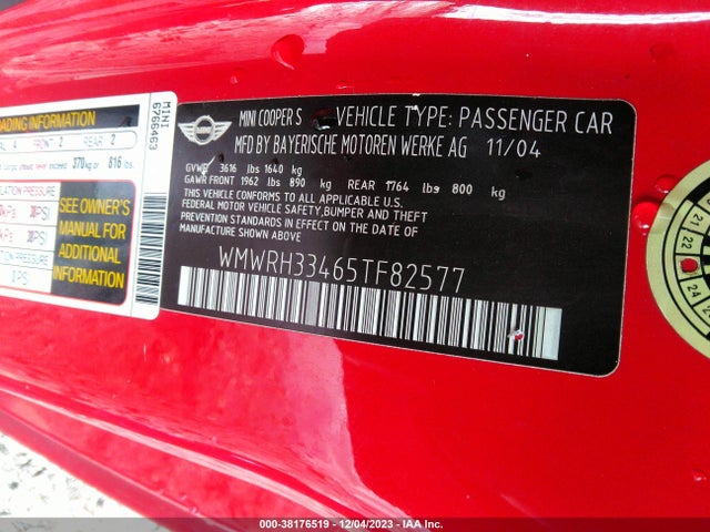 2005 MINI COOPER S WMWRH33465TF82577 Photo 8