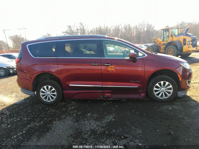 Chrysler Pacifica Touring L 2019 2C4RC1BG3KR653316 Image 13
