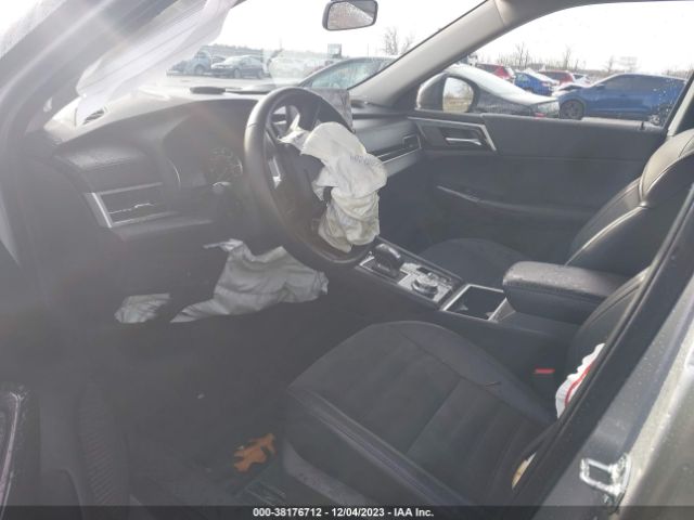 2022 MITSUBISHI OUTLANDER JA4J3UA87NZ075508 Photo 4