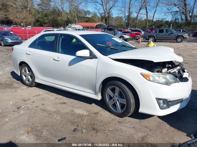 2014 TOYOTA CAMRY SE VIN: 4T1BF1FK0EU449826