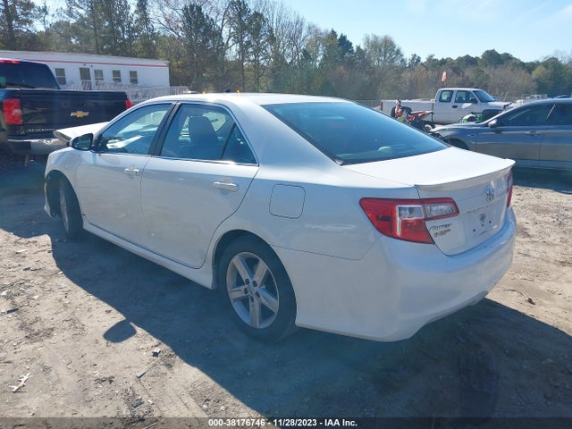 2014 TOYOTA CAMRY SE VIN: 4T1BF1FK0EU449826
