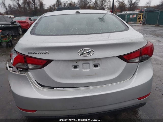 Hyundai ELANTRA SE 2016 5NPDH4AE0GH666381 Image 16
