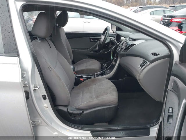 Hyundai ELANTRA SE 2016 5NPDH4AE0GH666381 Image 5