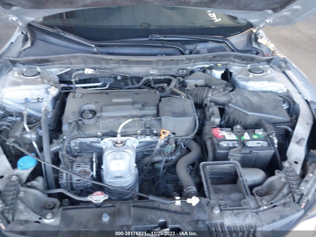 Honda ACCORD LX 2017 1HGCR2F32HA291396 Image 10