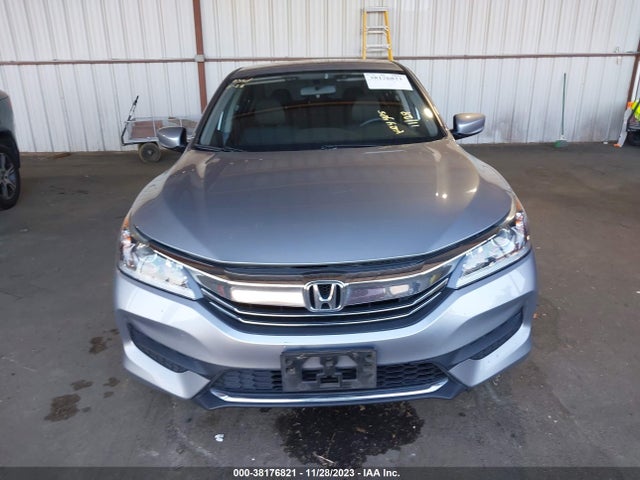 Honda ACCORD LX 2017 1HGCR2F32HA291396 Image 12
