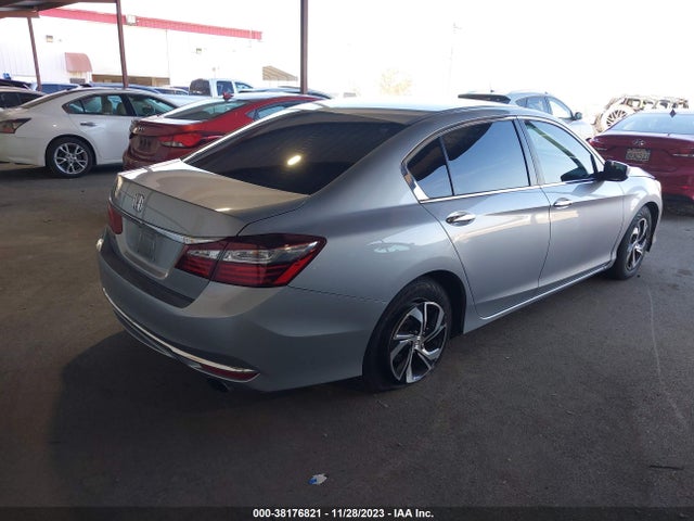 Honda ACCORD LX 2017 1HGCR2F32HA291396 Image 4