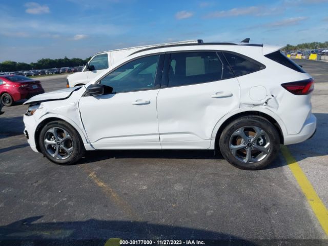 1FMCU0MN9PUA52622 Ford Escape St-line