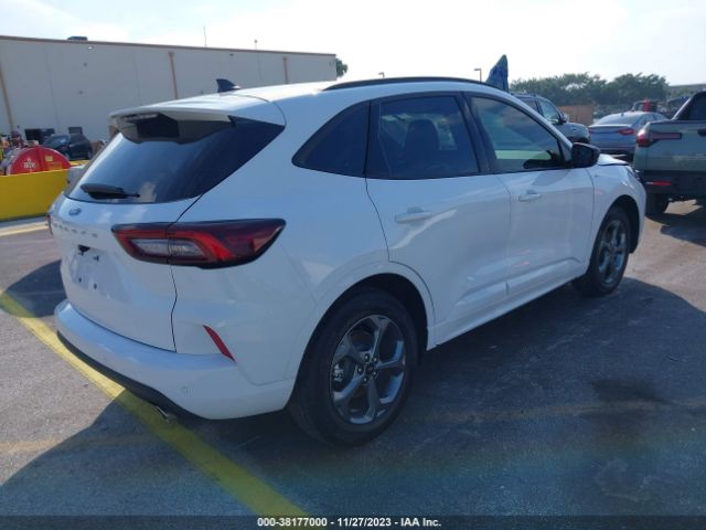 1FMCU0MN9PUA52622 Ford Escape St-line