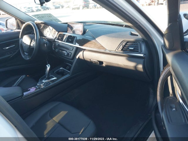 BMW 320i Xdrive 2015 WBA3C3C59FP664064 Image 5