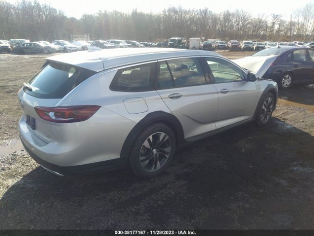 W04GV8SX9J1130812 Buick Regal Tourx Essence
