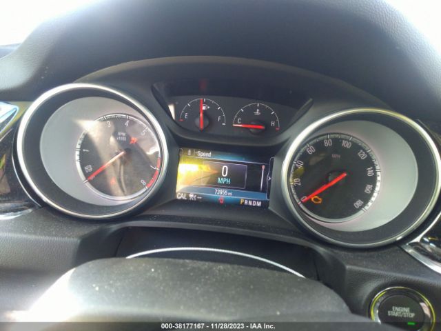 W04GV8SX9J1130812 Buick Regal Tourx Essence