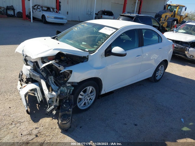 Chevrolet Sonic Lt Auto 2014 1G1JC5SG6E4105265 Image 2