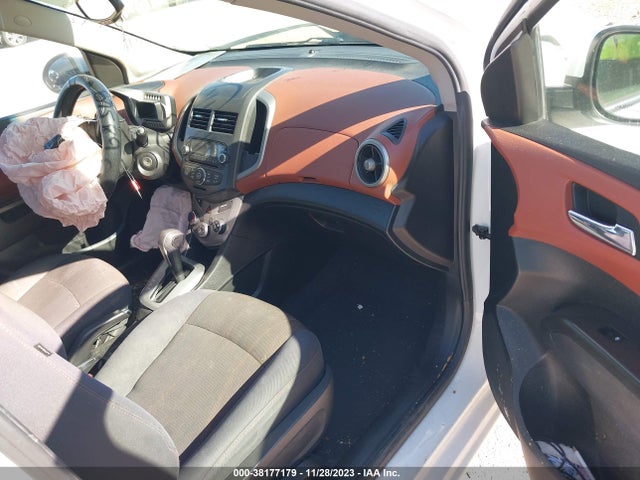 Chevrolet Sonic Lt Auto 2014 1G1JC5SG6E4105265 Image 5