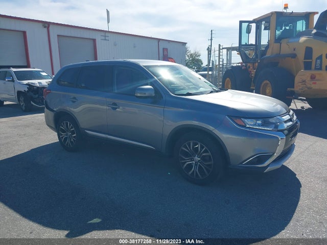 2018 MITSUBISHI OUTLANDER SE VIN: JA4AD3A35JZ039788