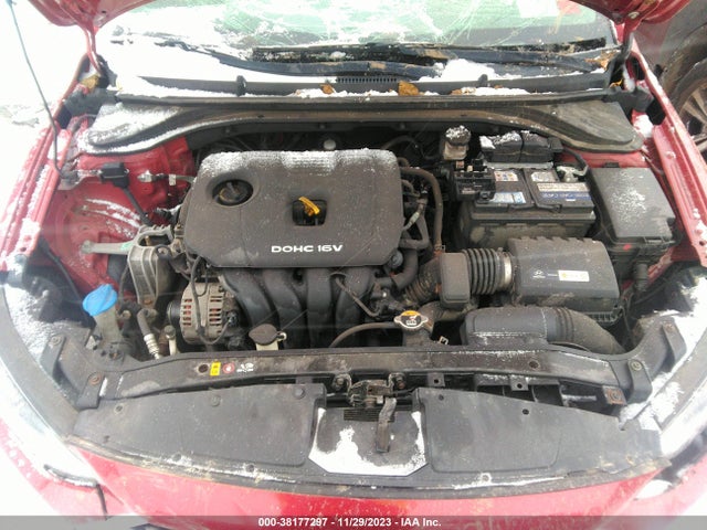 2017 HYUNDAI ELANTRA SE VIN: 5NPD74LF0HH126796