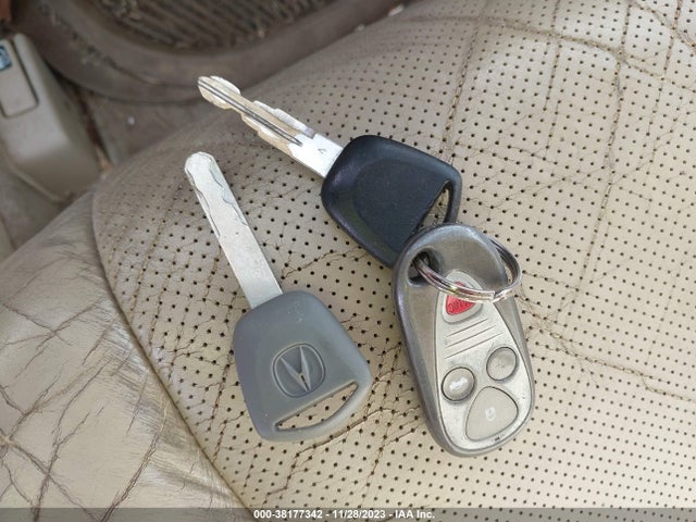 2005 ACURA TL VIN: 19UUA66215A003406