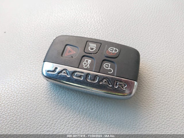 2018 JAGUAR XE SAJAE4FX6JCP24360 Photo 10