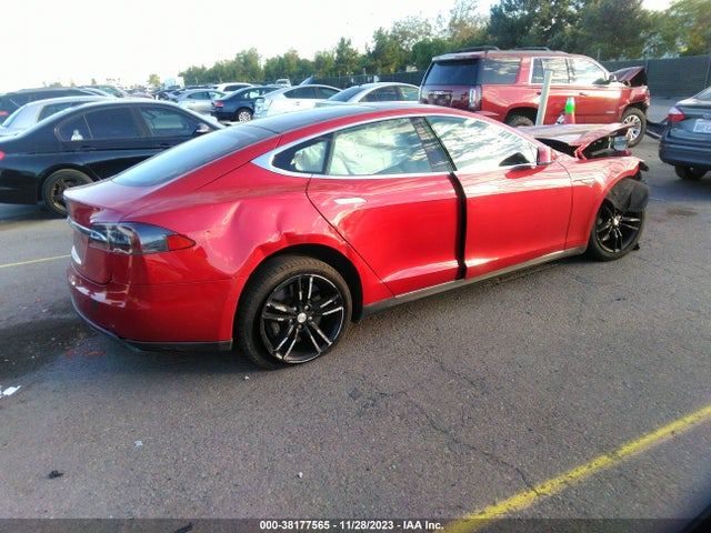 Tesla Model S 60/70/85 2015 5YJSA1E17FF114200 Image 4