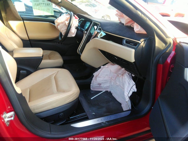 Tesla Model S 60/70/85 2015 5YJSA1E17FF114200 Image 5