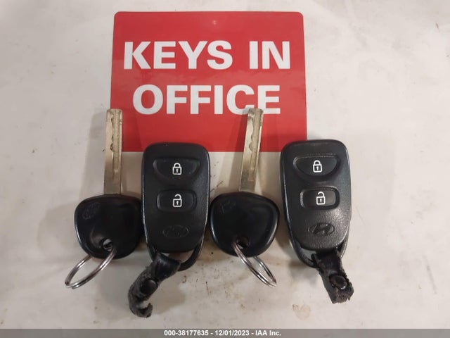 2013 HYUNDAI ACCENT GS VIN: KMHCT5AEXDU116618
