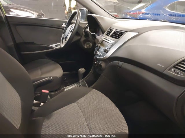 2013 HYUNDAI ACCENT GS VIN: KMHCT5AEXDU116618