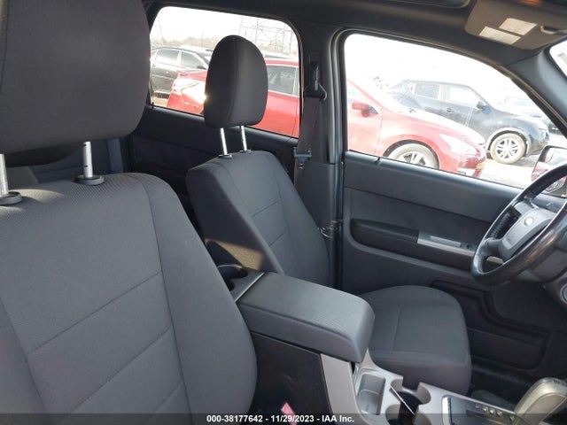 2011 FORD ESCAPE XLT VIN: 1FMCU0D75BKB18623