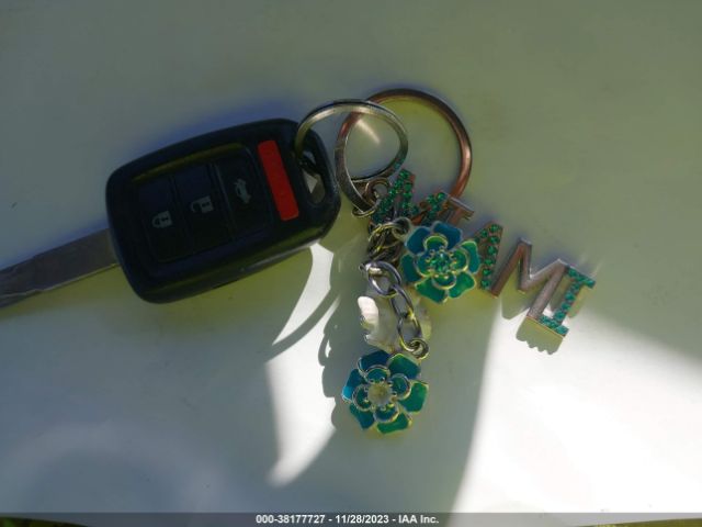 2HGFB2F72FH544655 Honda CIVIC SE