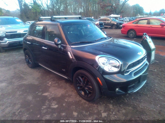2016 MINI COUNTRYMAN WMWZC5C58GWU01965 Photo 0