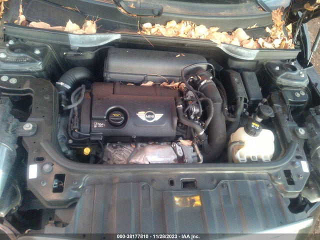 2016 MINI COUNTRYMAN WMWZC5C58GWU01965 Photo 9