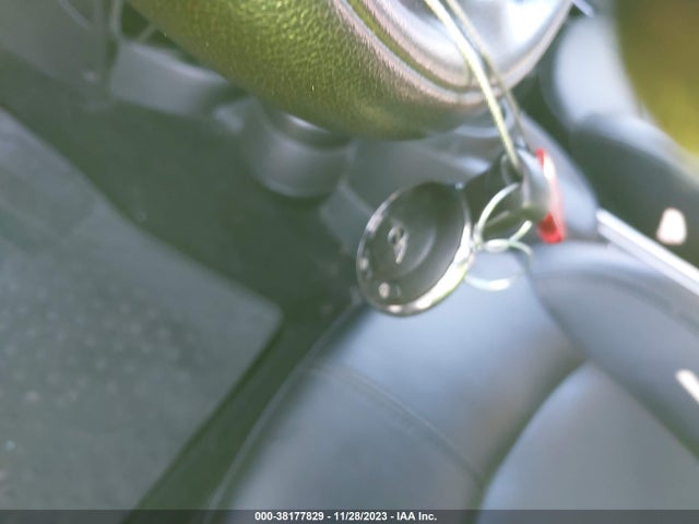 2016 MINI COOPER S COUNTRYMAN WMWZC3C51GWT10931 Photo 10