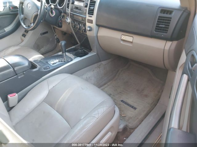 2005 TOYOTA 4RUNNER JTEBU17R550078462 Photo 4