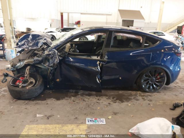 7SAYGDEF5NF554617 Tesla Model Y Performance Dual Motor All-wheel Drive