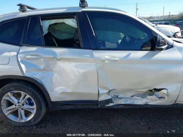 5UXTR7C53KLE94974 BMW X3 Sdrive30i