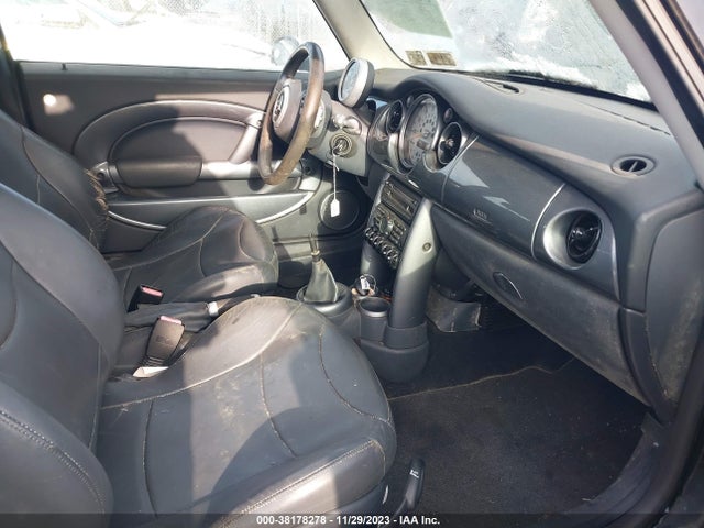 2003 MINI COOPER S WMWRE33433TD60651 Photo 4