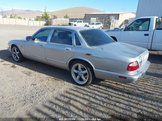 2003 JAGUAR XJ SAJDA12C93LF56553 Photo 2