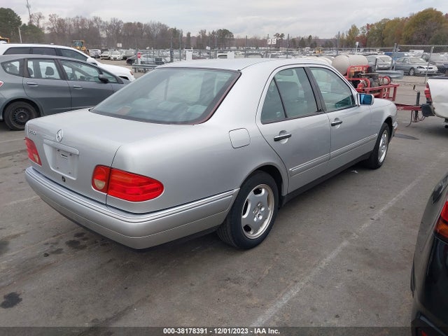 1998 MERCEDES-BENZ E 430 VIN: WDBJF70F2WA585049