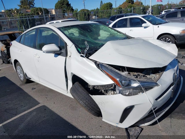 Toyota Prius L Eco 2019 JTDKARFU2K3071013 Image 12