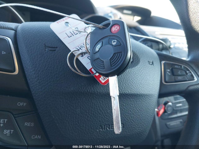 2017 FORD ESCAPE SE VIN: 1FMCU9G91HUE73755